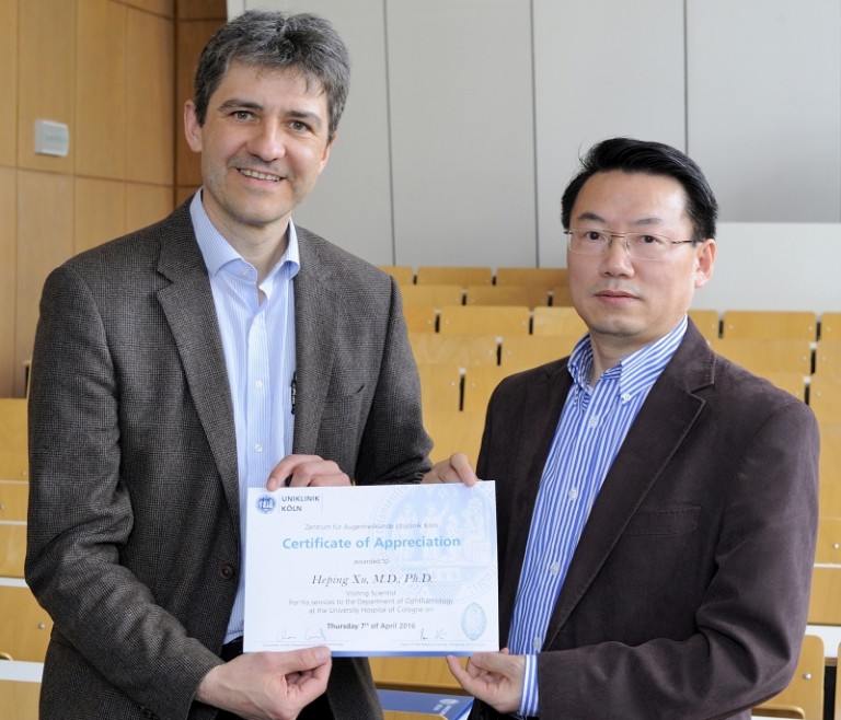 Professor Heping Xu explains para-inflammation in the retina – FOR2240